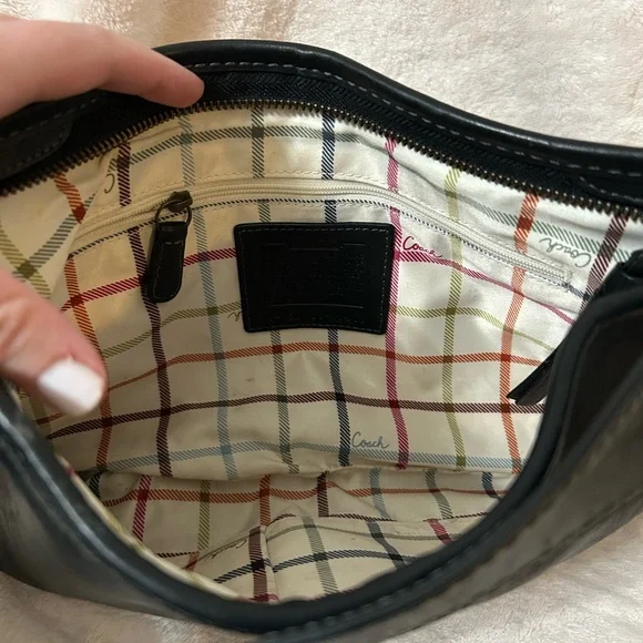 Coach Midnight Black Leather Shoulder Bag with Boho Brass Buckle - Picture 3 of 6